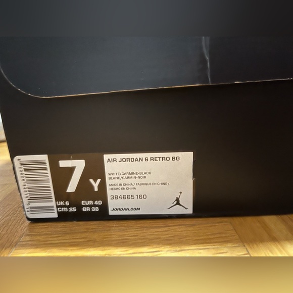 Air Jordan 6 Retro size 7Y White/Carmine-Black - Picture 4 of 4